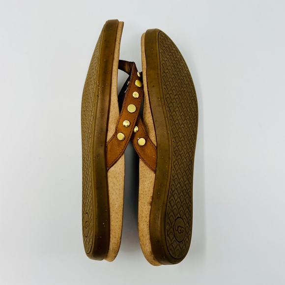 UGG Women's Lyndi Chestnut with gold studs leather thong sandals size 7 - Picture 4 of 12